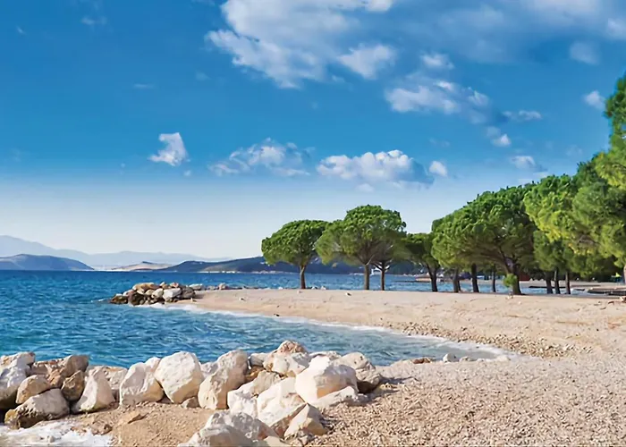 Olivia Casa de Férias Šmrika