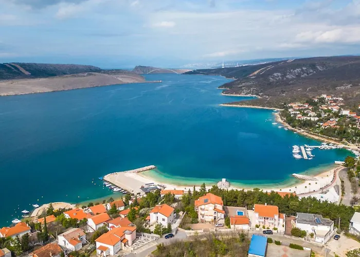 Olivia Casa de Férias Šmrika