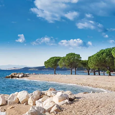 Olivia Holiday home Smrika