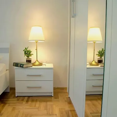 Olivia Feriehus Šmrika